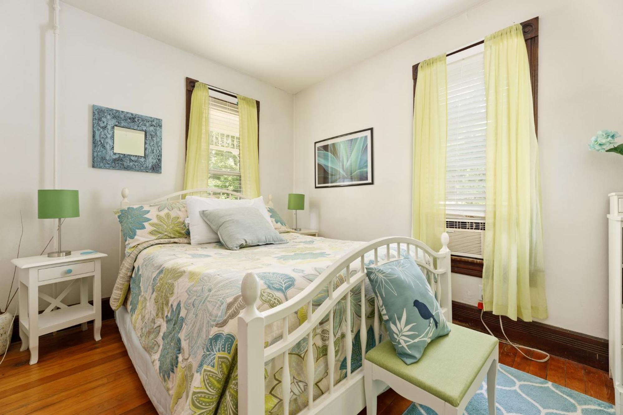 The Cottonwood Inn B&B Empire Εξωτερικό φωτογραφία