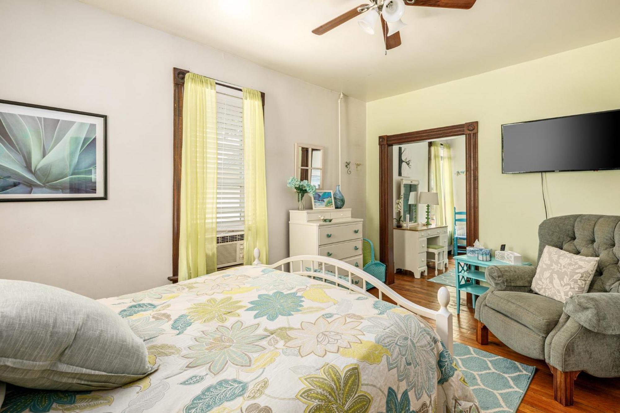 The Cottonwood Inn B&B Empire Εξωτερικό φωτογραφία