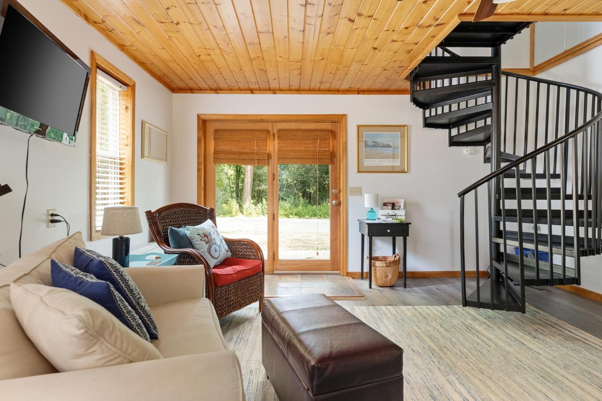 The Cottonwood Inn B&B Empire Εξωτερικό φωτογραφία