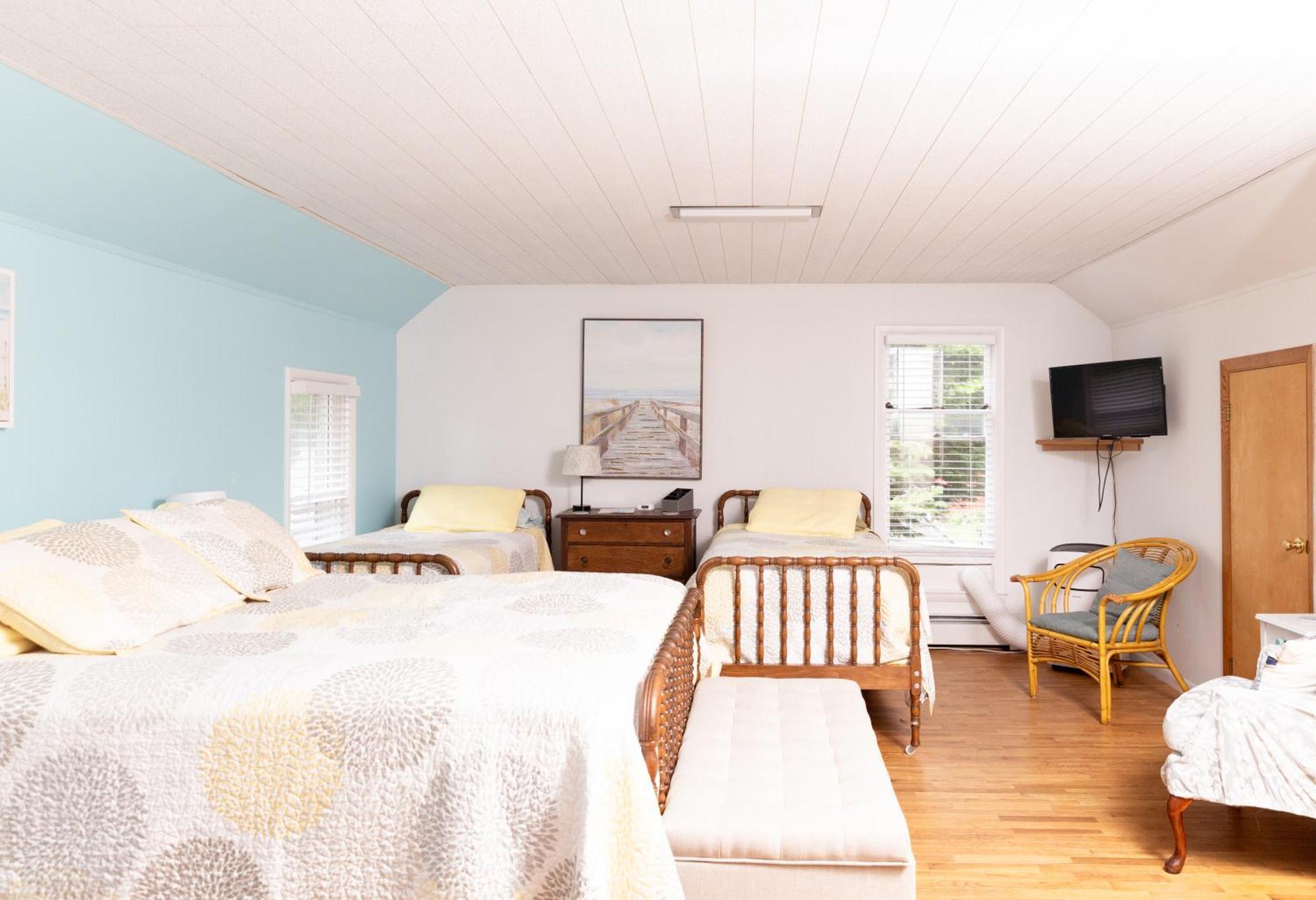The Cottonwood Inn B&B Empire Εξωτερικό φωτογραφία
